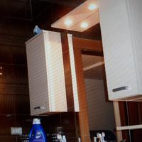 Mobile bagno, lavabo incassato, specchio e pensile