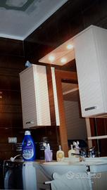 Mobile bagno, lavabo incassato, specchio e pensile