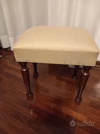 scabello pouff da camera