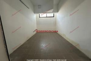 Garage, Cruillas - San Giovanni Apostolo, Palermo.