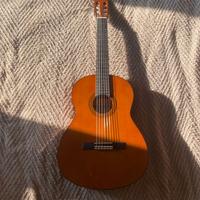 chitarra acustica Yamaha