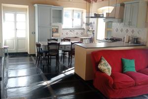 Appartamento a Borgonovo ligure