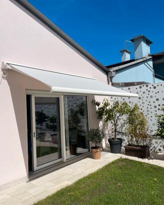 Tenda Gibus motorizzata da esterno