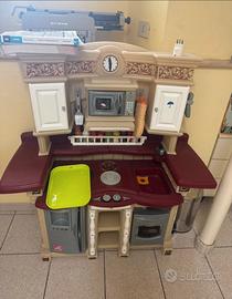 Cucina giocattolo