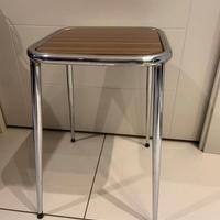 Sgabello quadrato in metallo cromato e formica '70