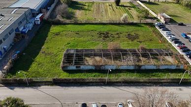 Terreno di 4186 m² a Forlì