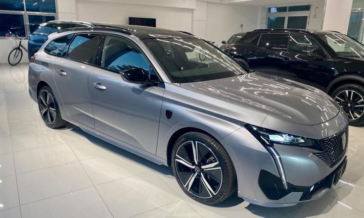 PEUGEOT 308 BlueHDi 130 S&S EAT8 SW GT + TETTO P