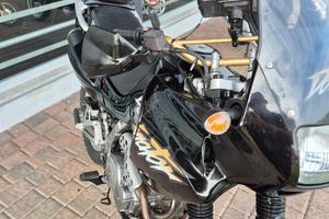 honda  dominetor  650