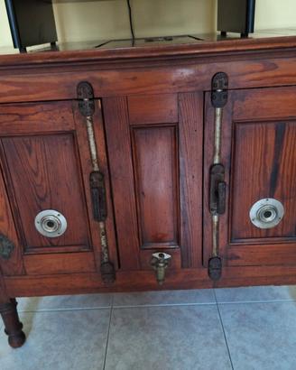 credenza ghiacciaia
