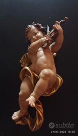 putto in legno con violino cm 20