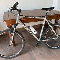 Bicicletta uomo solo ritiro nessuna spedizione