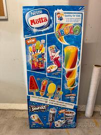 Cartellone pubblicitario Nestlé Motta gelati