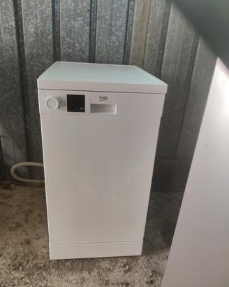 lavastoviglie Beko