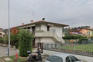 Box/Posto auto Montello [Cod. rif 3267111VRG]