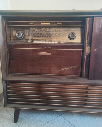 Mobile Radio antica legno originale Salzburg 