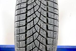 Goodyear 225/55 R18 102V M+S Invernali dot 2224 85
