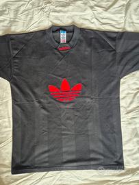 maglietta sportiva Adidas 