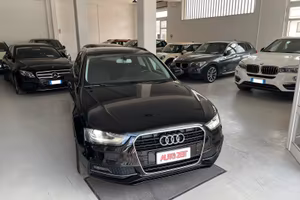 Audi A4 2.0 TDI 120 CV S-Line