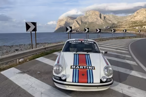 Porsche 911 2.4 S  Livrea Martini Racing