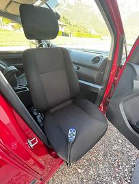 Sedile disabili ant destro base girevole Fadiel