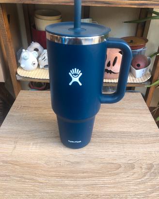 Mug termico con cannuccia