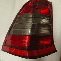 fanale posteriore sx Mercedes 