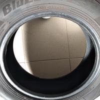 4  Gomme Yokohama Bluearth ES32  185/65  R15   88T