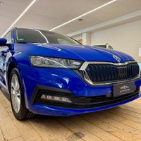 Skoda Octavia HYBRID Executive - SOLO 29.000 KM