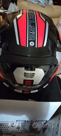 Casco integrale. 