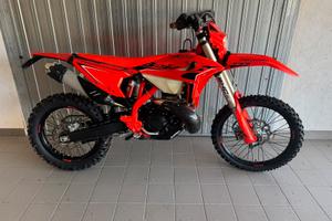 Beta 300 2t X-Pro con 49 ore unipro
