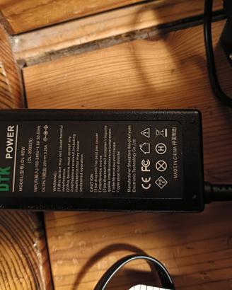 alimentatore DTK per notebook Lenovo B50-70 