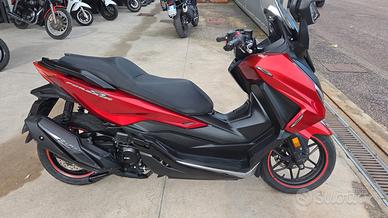 Honda Forza 350 DEL 2023