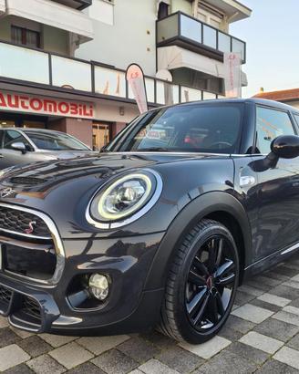MINI Cooper S 2.0 190CV Cooper S Aut. 5 porte