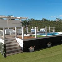 Piscina fuori terra su Area relax elevata
