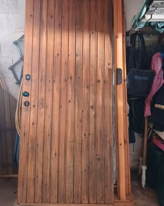 Portone d'ingresso i legno massello