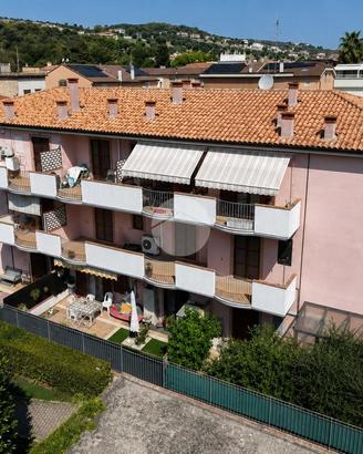 3 LOCALI A SAN BENEDETTO DEL TRONTO