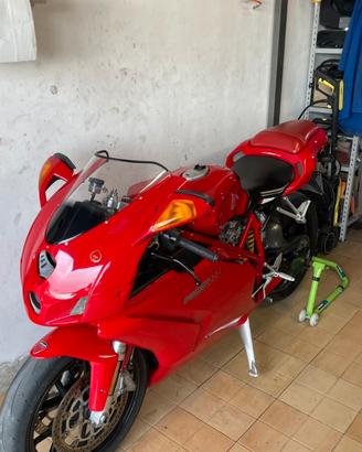 Ducati 999