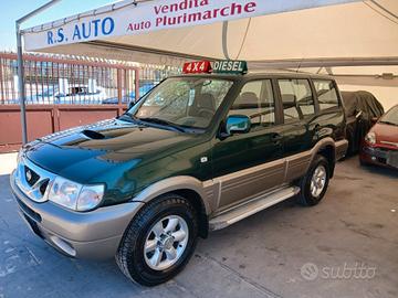 Nissan Terrano II 2.7 Tdi 4x4 full 7posti sw 00
