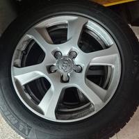 4 cerchi audi con gomme 225/55/16