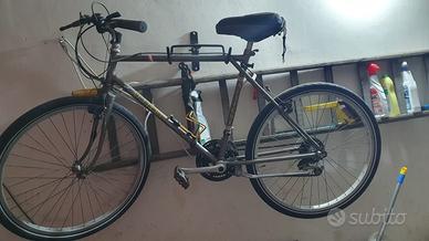 Bici d’epoca artigianale costruita a mano