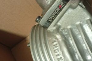 ZIRRI VESPA RACING leggere bene