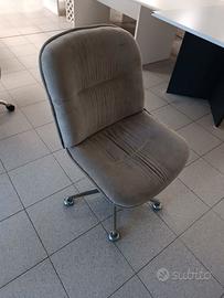 poltrona in alcantara beige
