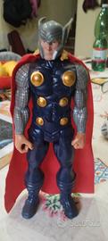 3 action figure Avengers Disney store 