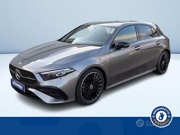 Mercedes-Benz Classe A 180d Automatic AMG Lin...