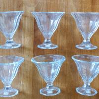 Set di 6  coppe, in vetro trasparente sfaccettato,