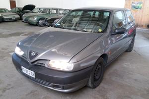 Alfa Romeo 145 1.4i 16V Twin Spark cat