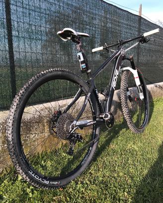 Mtb da 29 full carbon