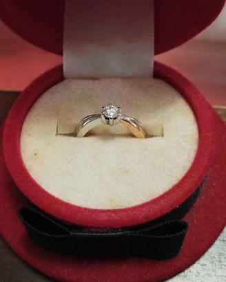anello solitario 