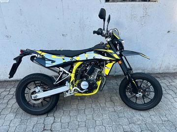 Swm 125 motard