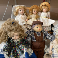 6 bambole Capodimonte da collezione